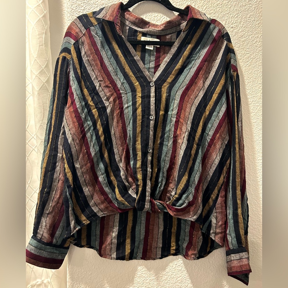 Velvet by Graham & Spencer NESSA Twist Front Striped Shirt size Medium